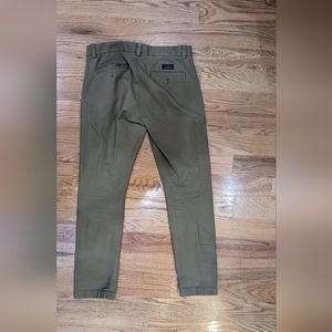 Banana Republic Fulton Skinny Chino (Men's M)